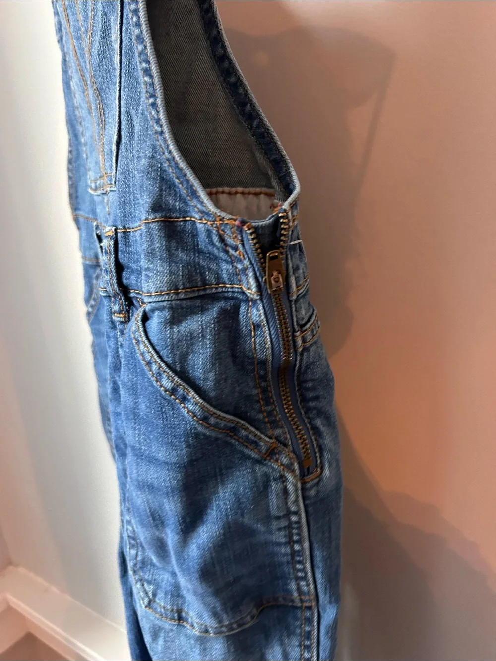OshKosh B'gosh Girls Denim Overalls Blue Jeans Size 8 Adjustable Straps Raw Hem